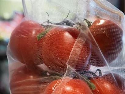 Five Dutch retailers ban plastic bags for fruit and vegetables in favour of reusable alternatives | Local delivery for Gene Directed Enzyme Prodrug Therapy | Scoop.it