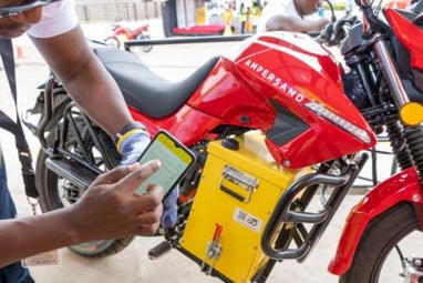 Afrique : "Derri&egrave;re Spiro, ces entreprises qui testent le mod&egrave;le africain de la mobilit&eacute; &eacute;lectrique" | Revue de Presse Afrique francophone par Service International de CCI Normandie | Scoop.it