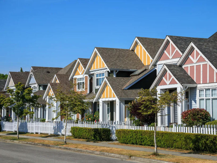 Housing Risk Threatens 2025 Economic Outlook | Real Estate Report | Scoop.it