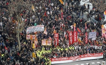 Movilización masiva en Barcelona contra la reforma laboral de Mariano Rajoy | Partido Popular, una visión crítica | Scoop.it