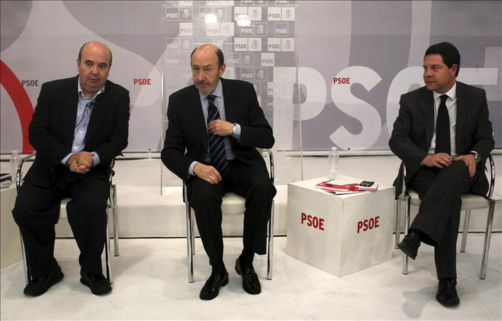 El PSOE acusa al Gobierno y al PP de asfixiar a los ayuntamientos ... | Partido Popular, una visión crítica | Scoop.it