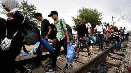Germany hits the brakes on flood of migrants | Financial Markets Report  - Transforming Money Into Wealth | Scoop.it