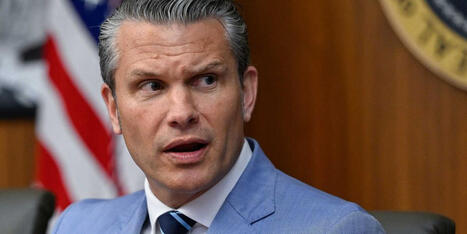 Pete Hegseth haunted by weird germ theory after cameras catch him wiping snot in his hair - Raw Story | Backstabber Watch | Scoop.it