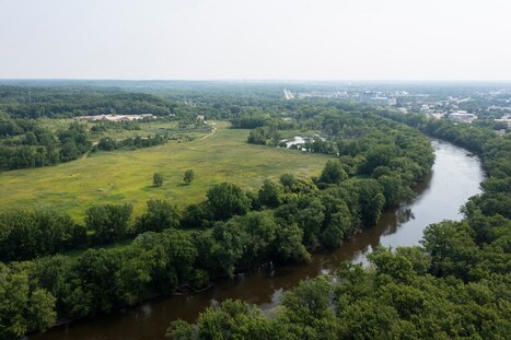 Michigan zoo eyes polluted former landfill for $370M massive waterfront aquarium  - mlive.com | Industry 411 - Waste Management | Scoop.it