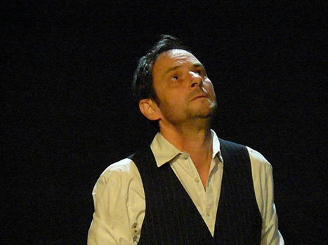 Jean Zay, l’homme complet, adaptation et jeu de Xavier Béja, mise en scène de Michel Cochet. | Revue de presse théâtre | Scoop.it
