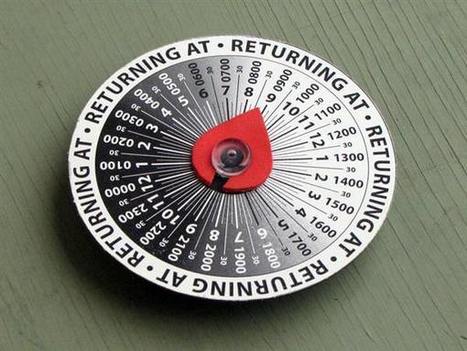 "Returning At" Sign From an Old CD | 1001 Recycling Ideas ! | Scoop.it