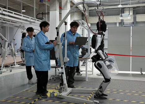 China aposta em robôs humanoides e IA para nova revolução da manufatura | Mundo | Inovação Educacional | Scoop.it