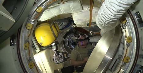 You Don’t Need A Selfie Stick To Take A Selfie In Space | Photography Gear News | Scoop.it