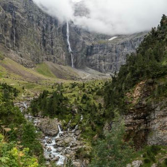 Cirque de Gavarnie : un spectacle naturel grandiose au c&oelig;ur des Pyr&eacute;n&eacute;es | Accueil | Scoop.it