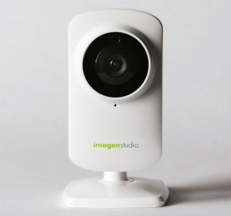 +Cam Pro wireless camera monitors people or places from your smartphone | Information Technology & Social Media News | Scoop.it