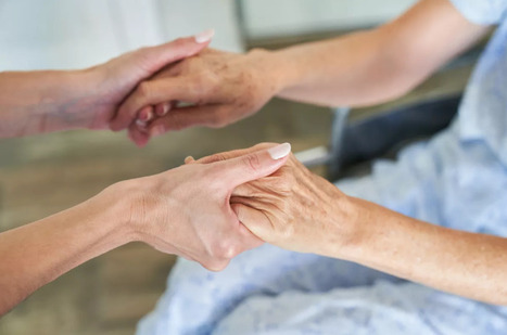 &laquo; La tentation de donner la mort doit &ecirc;tre fermement rejet&eacute;e &raquo; : les soignants oppos&eacute;s &agrave; l&rsquo;euthanasie saluent les &laquo; paroles d&rsquo;esp&eacute;rance &raquo; du pape | D&eacute;pendance et fin de vie | Scoop.it