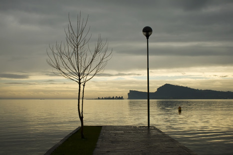 Fotopedia, The first collaborative photo encyclopedia... | 21st Century Tools for Teaching-People and Learners | Scoop.it