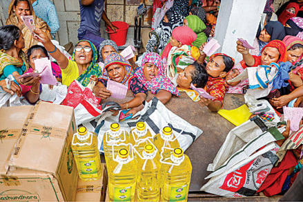 Nearly 5 lakh Bangladeshis to become extremely poor for higher inflation: World Bank | Development Economics | Scoop.it