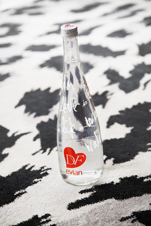 Evian fait appel à Diane von Furstenberg | Les Gentils PariZiens | style & art de vivre | Scoop.it