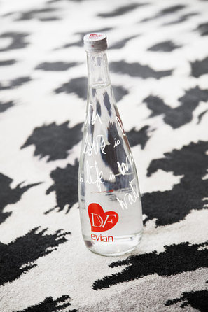 Evian fait appel &agrave; Diane von Furstenberg | Les Gentils PariZiens | style & art de vivre | Scoop.it