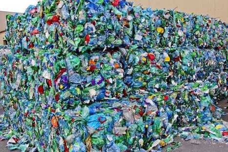 Les chiffres démentiels de la consommation de bouteilles en plastique dans le monde | Economie Responsable et Consommation Collaborative | Scoop.it