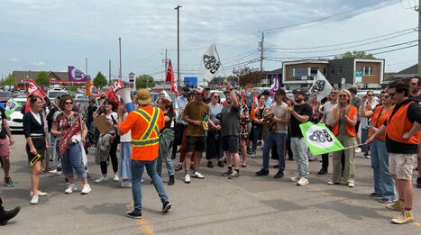 Des employés du Cégep de Jonquière manifestent contre les compressions budgétaires | Revue de presse - Fédération des cégeps | Scoop.it