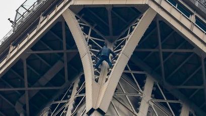 Qui est l'homme qui a escaladé la tour Eiffel ? - L'Express | J'écris mon premier roman | Scoop.it