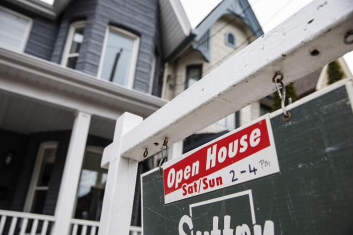 Ontario's budget banks on a housing resale rebound in 2026 &mdash; but real estate players aren't so sure | Real Estate Report | Scoop.it