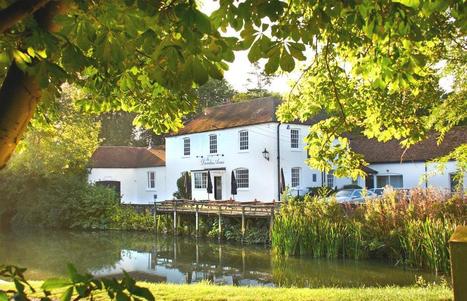 The Dundas Arms, Kintbury, West Berkshire, Pub and Accommodation | Vacation & Travel | Scoop.it