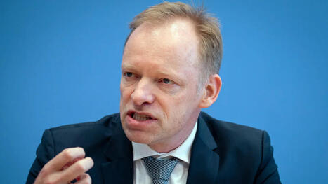 Liveblog zur Bundesregierung: Ifo-Pr&auml;sident warnt wegen angek&uuml;ndigter US-Z&ouml;lle vor Rezession - Politik - SZ.de | Kompass-Aktuell | Scoop.it