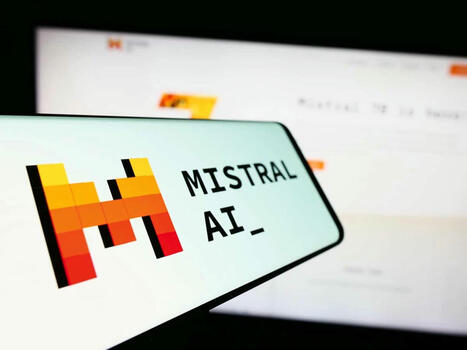 Mistral AI bientôt rachetée par Apple ? La rumeur à 6 milliards d'euros | @ZeHub | Scoop.it