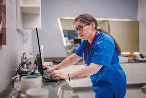 Is AI A Threat To Healthcare Jobs? Which Jobs Are And Aren&rsquo;t At Risk | Business Report - Making A Difference | Scoop.it