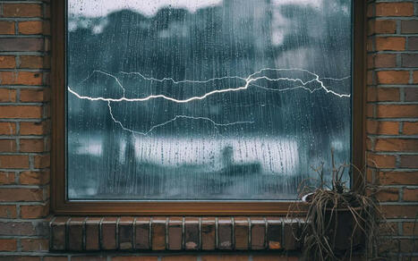 Cette fenêtre innovante transforme la pluie en électricité, et bien plus encore... | Energies Renouvelables | Scoop.it