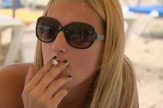 "C’est plus agréable de respirer l’air pur de la mer." La cigarette interdite sur les plages à partir du 1ᵉʳ juillet | Politiques publiques et société | Scoop.it
