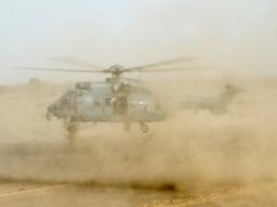 Quatre hélicoptères de l'armée de l'Air déployés en Afrique | DEFENSE NEWS | Scoop.it
