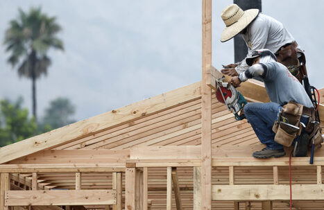 Hotter temperatures mean more workplace injuries, study finds • | Industry 411 - Waste Management | Scoop.it