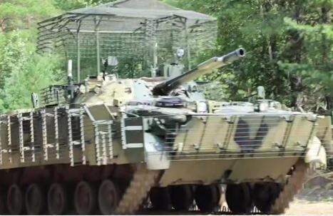 Russia hands over new batch of BMP-3 infantry fighting vehicles with enhanced protection to army | DEFENSE NEWS | Scoop.it
