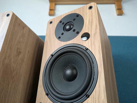 Test Vulkkano A5 ARC : des enceintes actives polyvalentes, économiques, qui ne manquent pas de souffle | ON-TopAudio | Scoop.it