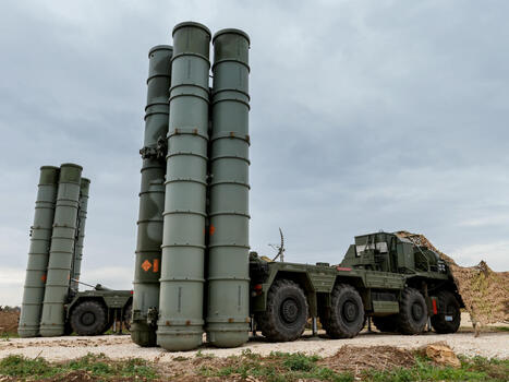 India to Establish S-400 MRO Facility, Eyes Additional Orders, Says Defence Secretary RK Singh | DEFENSE NEWS | Scoop.it