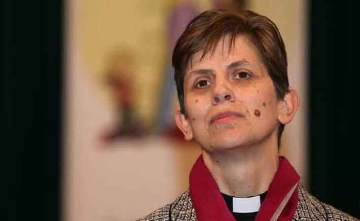 Church of England Breaks Tradition, Appoints First Woman Bishop | In The Name Of God | Scoop.it