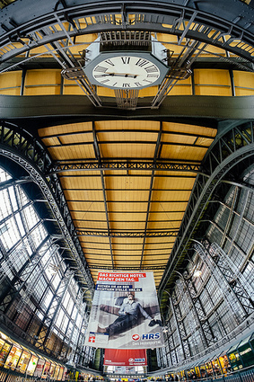 Fuji X-Files: Ultra Wide Angle Fisheye Lens on the Fuji X-Pro 1 - Samyang 8mm f2.8 XF | Fujifilm X Series APS C sensor camera | Scoop.it