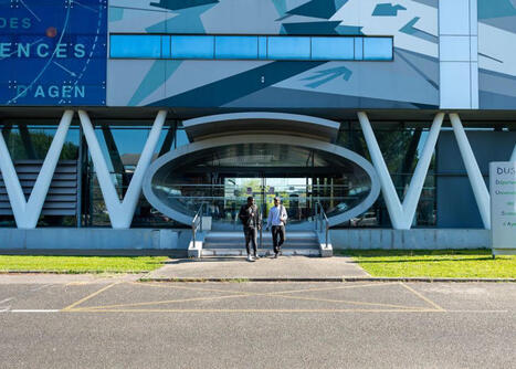 La laïcité à l'épreuve du contrat : entre prescriptions, pratiques et valeurs dans les établissements publics et privés - Conférence (en présence ou à distance) | Veille Éducative - L'actualité de l'éducation en continu | Scoop.it