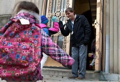 City Connects Helps Students With Needs That Extend Outside the Classroom // The Boston Globe | Social & Emotional Learning and Critical Perspectives on SEL Related Initiatives | Scoop.it