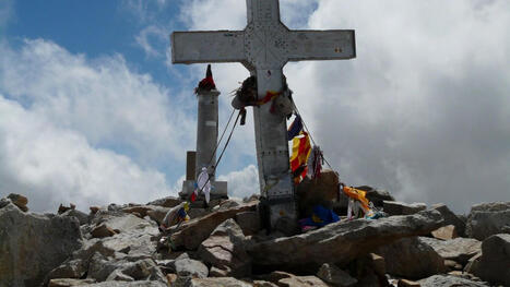 T&Eacute;MOIGNAGE. La croix de l&rsquo;Aneto retrouv&eacute;e deux mois apr&egrave;s sa disparition pr&egrave;s du sommet pyr&eacute;n&eacute;en : "C&rsquo;est fantastique, je me doutais qu&rsquo;on la reverrait &agrave; la fonte des neiges" | Accueil | Scoop.it