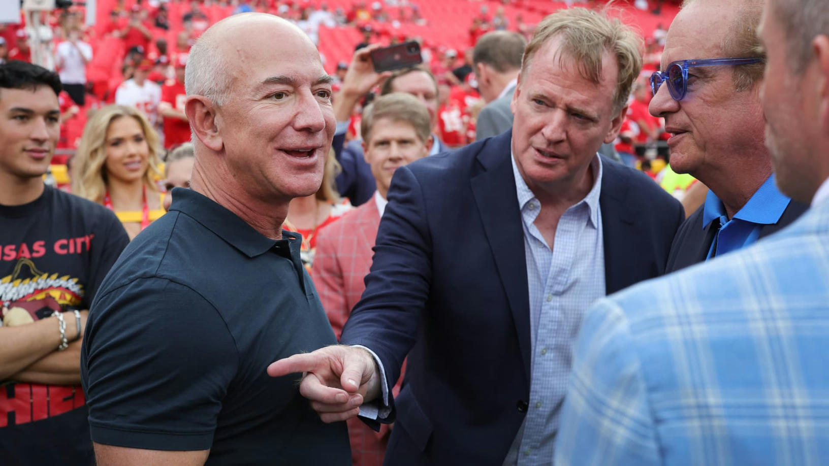 Jeff Bezos, Jay-Z may bid on Washington Command...