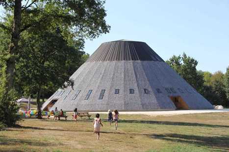 La pyramide du Loup, un écomusée pour préserver la biodiversité | Loup | Scoop.it