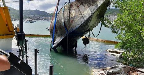 Que faire des 350 bateaux hors d'usage qui polluent la mer en Martinique ? | Revue Politique Guadeloupe | Scoop.it