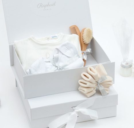 luxury new baby gifts