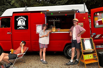 Un bar ambulant pour réveiller les villages : deux amis se lancent un pari fou | Nouvelle-Aquitaine | Scoop.it