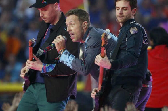 Coldplay va sortir des vinyles fabriqués à partir de bouteilles en plastique recyclées