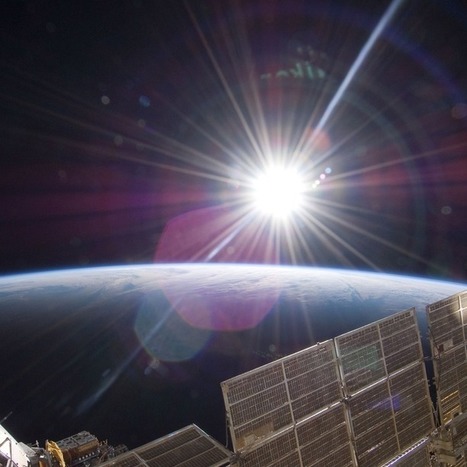 The 8 First Social Media Posts From Space | The 21st Century | Scoop.it
