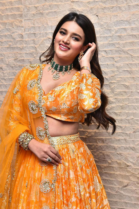 Hero lehenga clearance