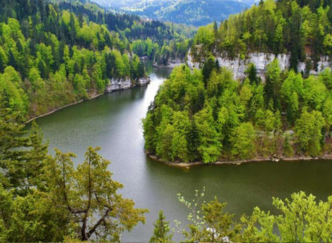 Doubs : Des propositions de randonnée aussi diversifiées qu’attirantes - Fédération Française de la Randonnée Pédestre | Tourisme de randonnées                                                                                                                                                                                 & Sports de nature pour les pros | Scoop.it