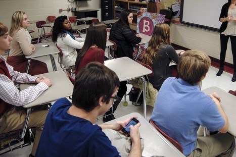 Should Smartphones Be Banned From Classrooms? | E-Learning-Inclusivo (Mashup) | Scoop.it