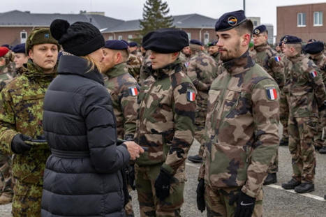 Lot De 10 Soldats Britanniques 197, 299, 2071, 142, 432, 312, 1318
